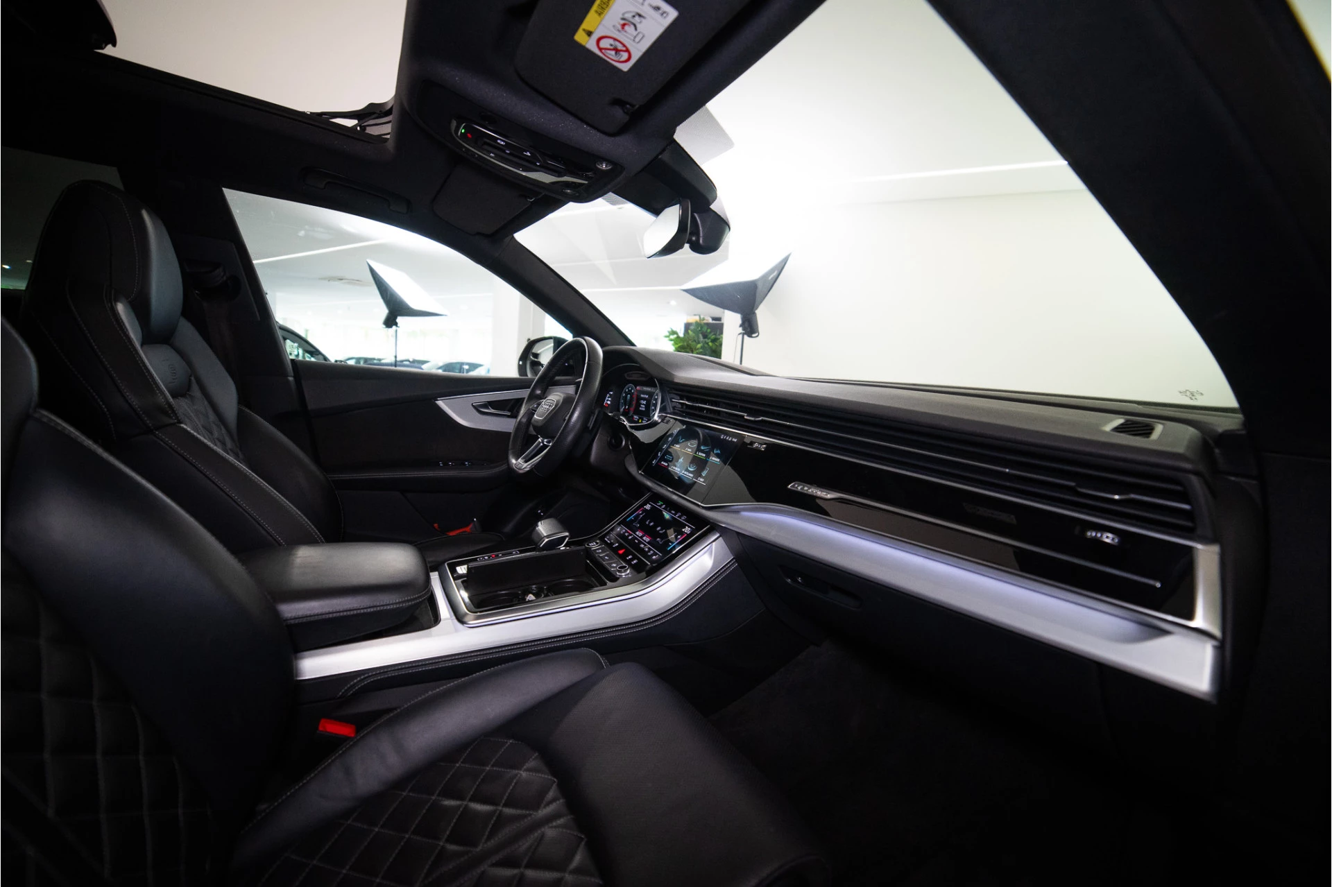 Hoofdafbeelding Audi Q8
