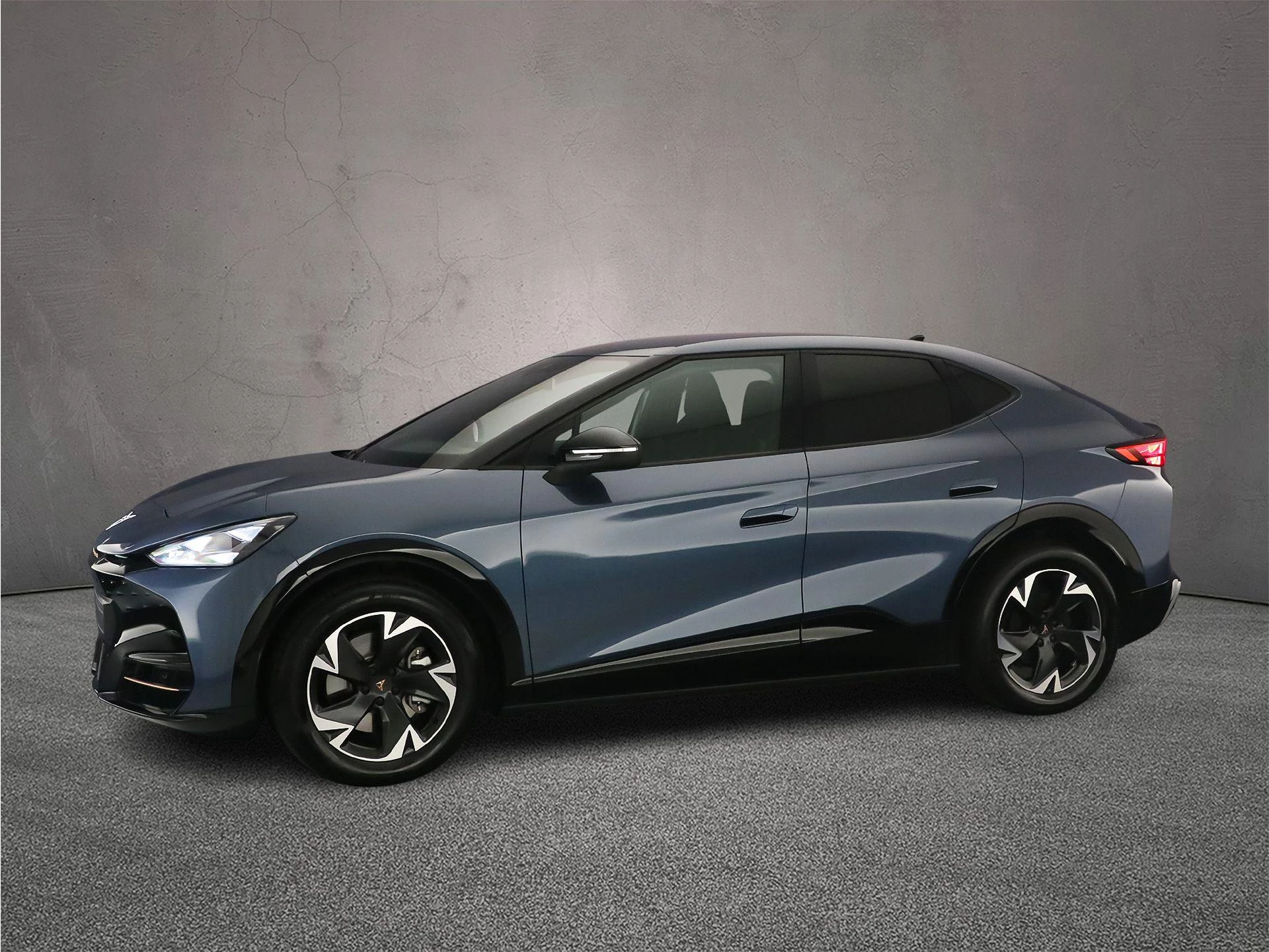 Hoofdafbeelding CUPRA Tavascan