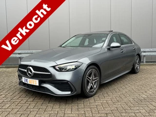 Hoofdafbeelding Mercedes-Benz C-Klasse Mercedes-Benz C-Klasse 180 AMG Line Schuif Dak / Camera / Sfeer Verlichting / Nieuwe Model
