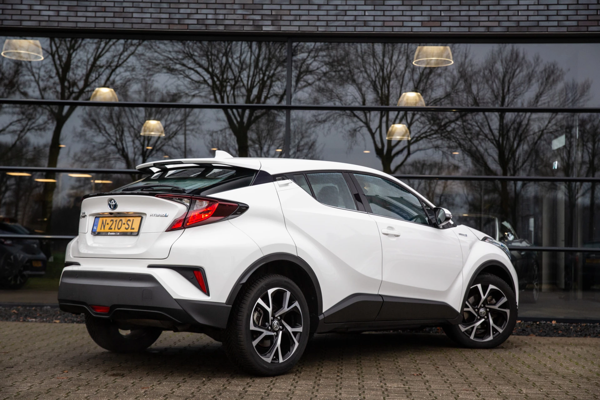 Hoofdafbeelding Toyota C-HR