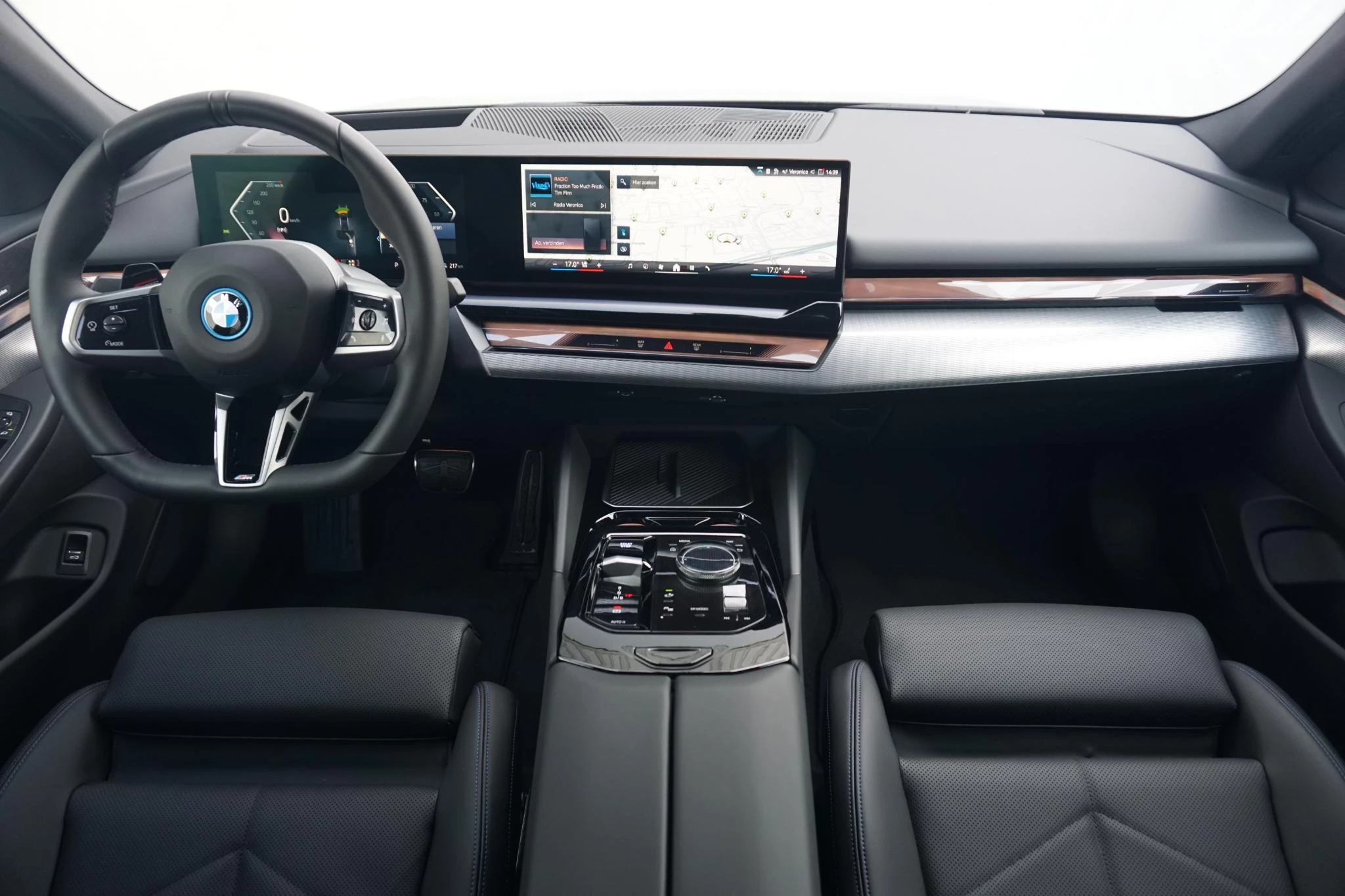 Hoofdafbeelding BMW i5
