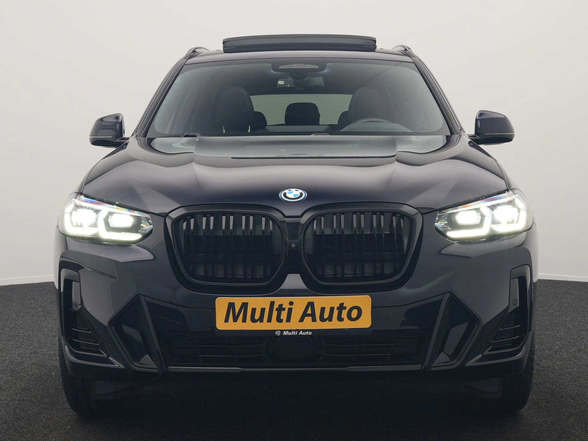 Hoofdafbeelding BMW iX3