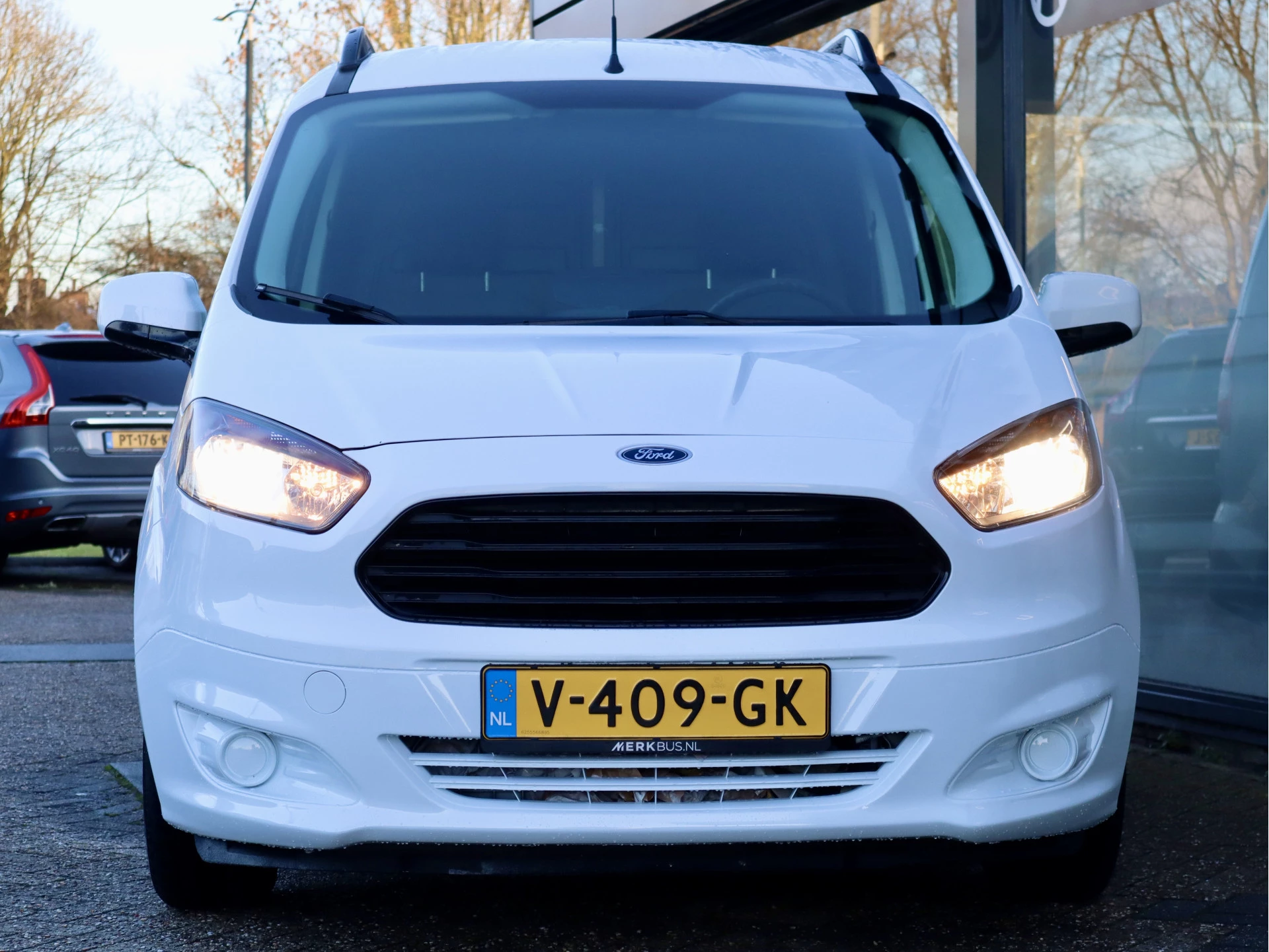 Hoofdafbeelding Ford Transit Courier