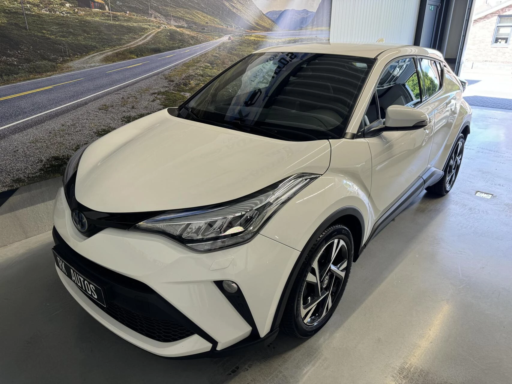 Hoofdafbeelding Toyota C-HR