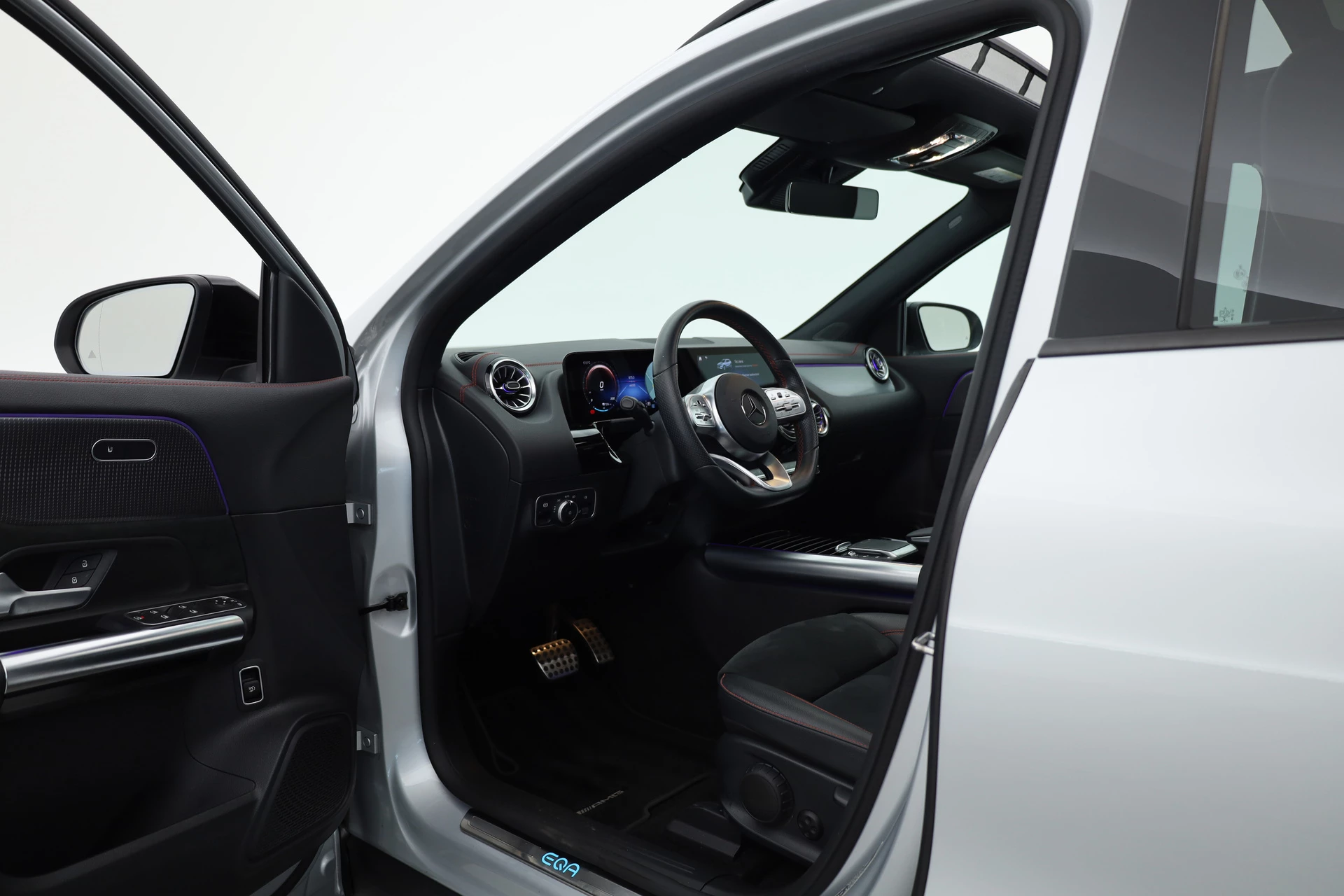 Hoofdafbeelding Mercedes-Benz EQA