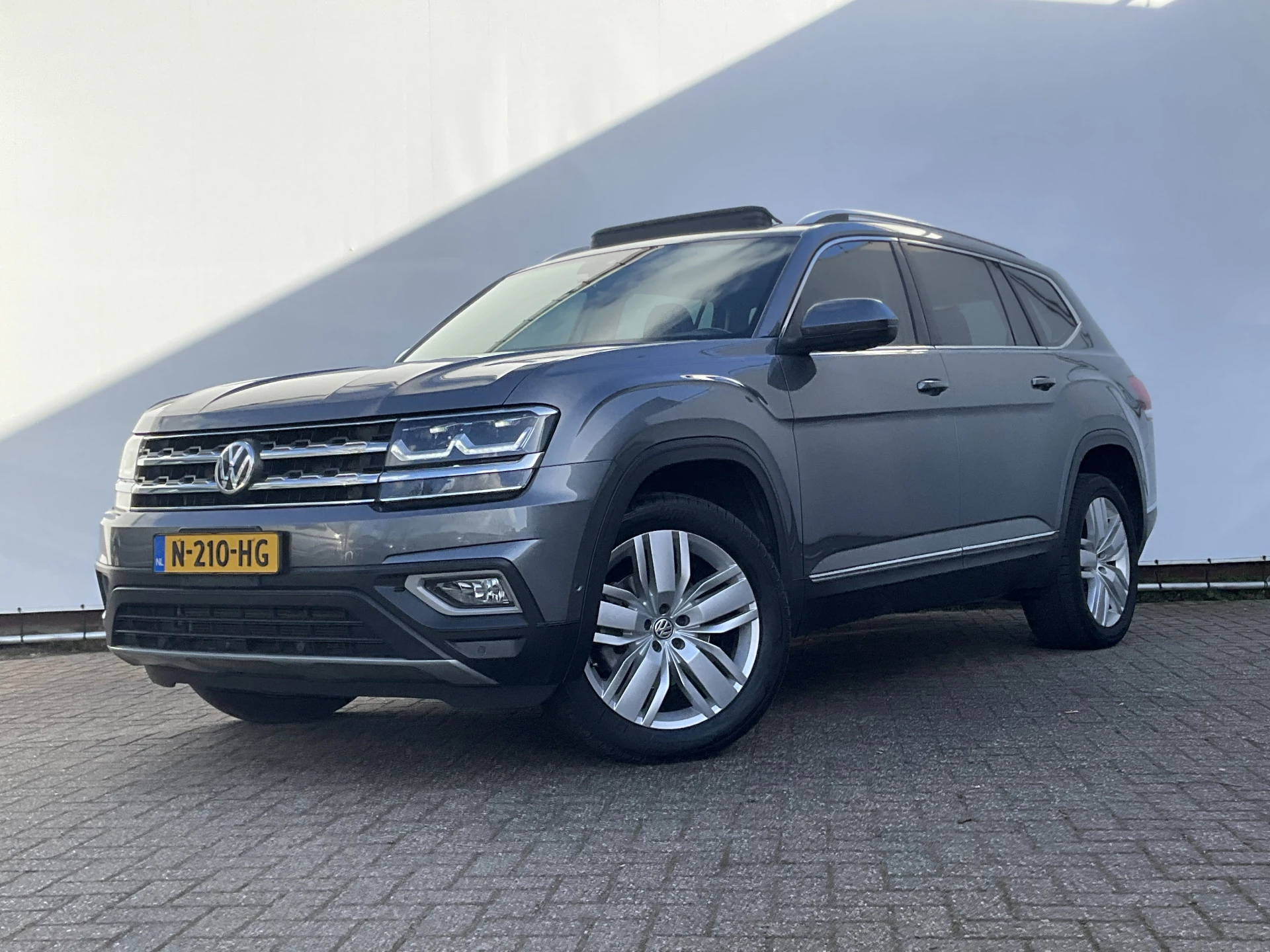 Hoofdafbeelding Volkswagen TERAMONT