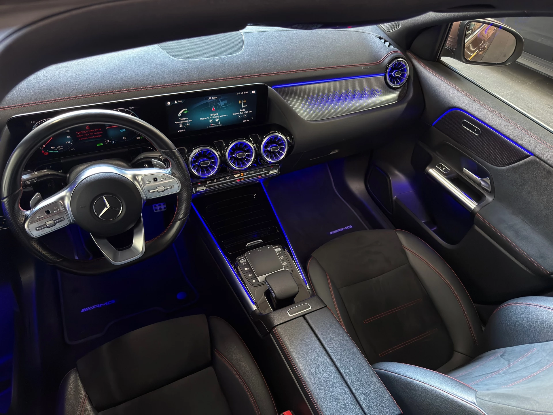 Hoofdafbeelding Mercedes-Benz EQA