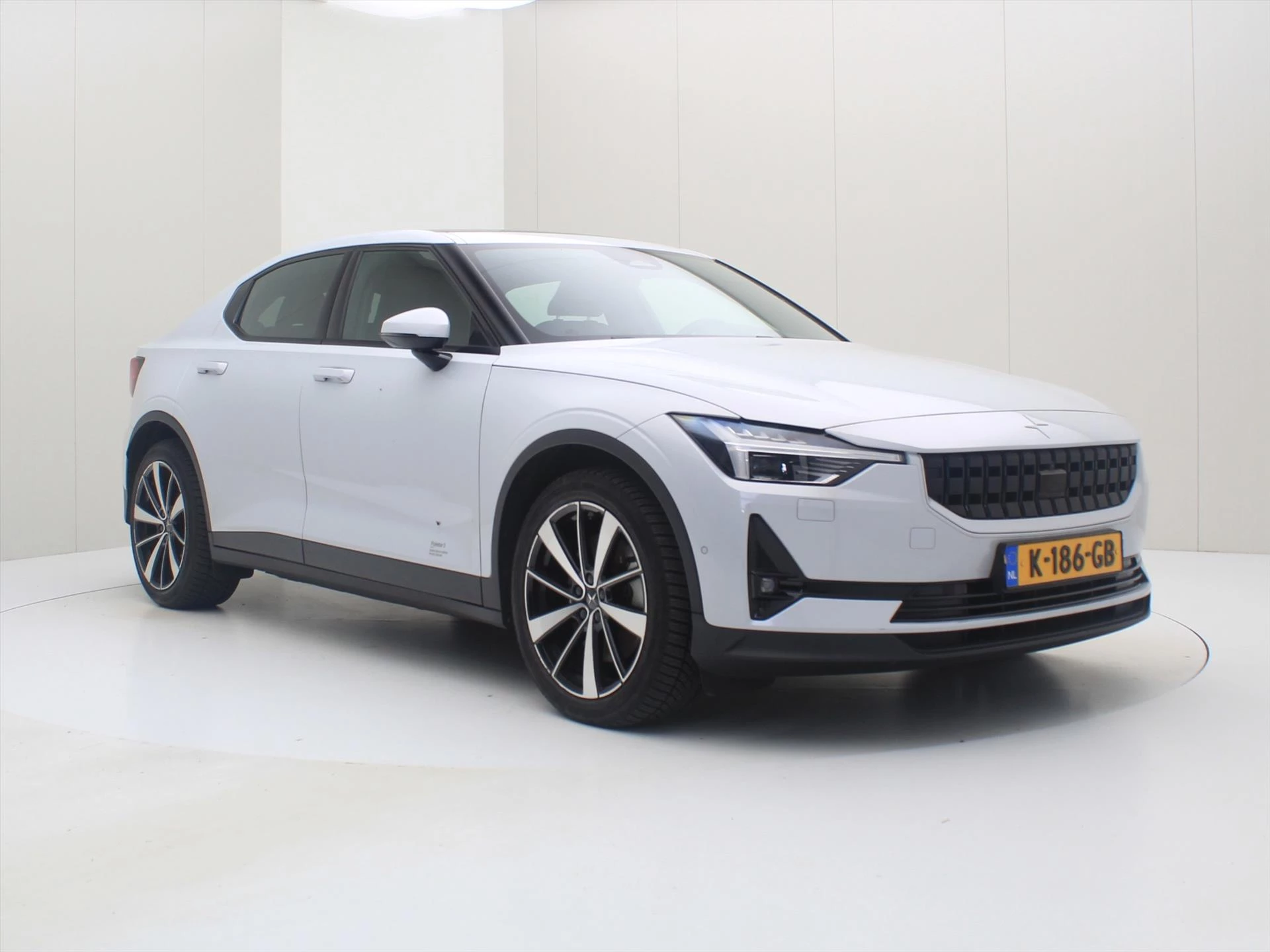 Hoofdafbeelding Polestar 2