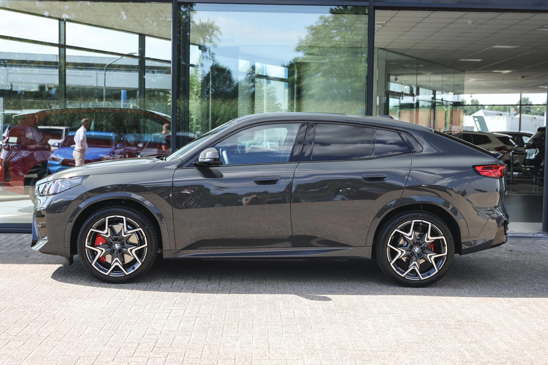 Hoofdafbeelding BMW iX2