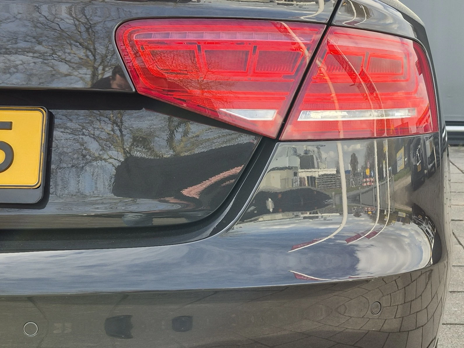 Hoofdafbeelding Audi A8