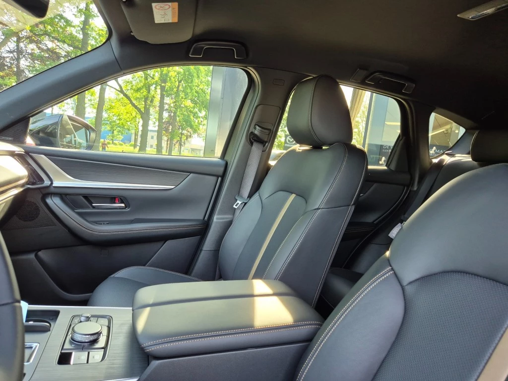 Hoofdafbeelding Mazda CX-60