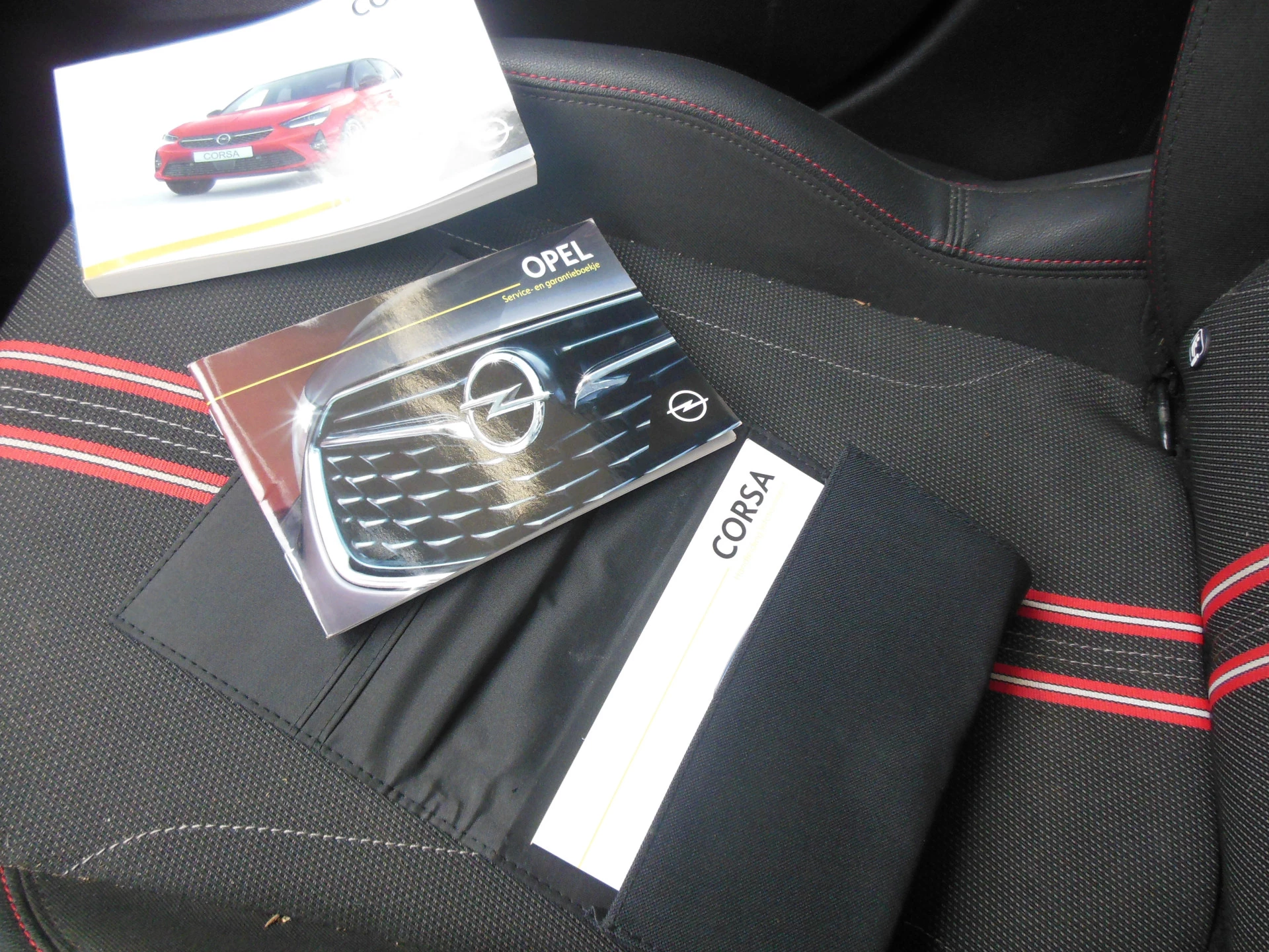 Hoofdafbeelding Opel Corsa