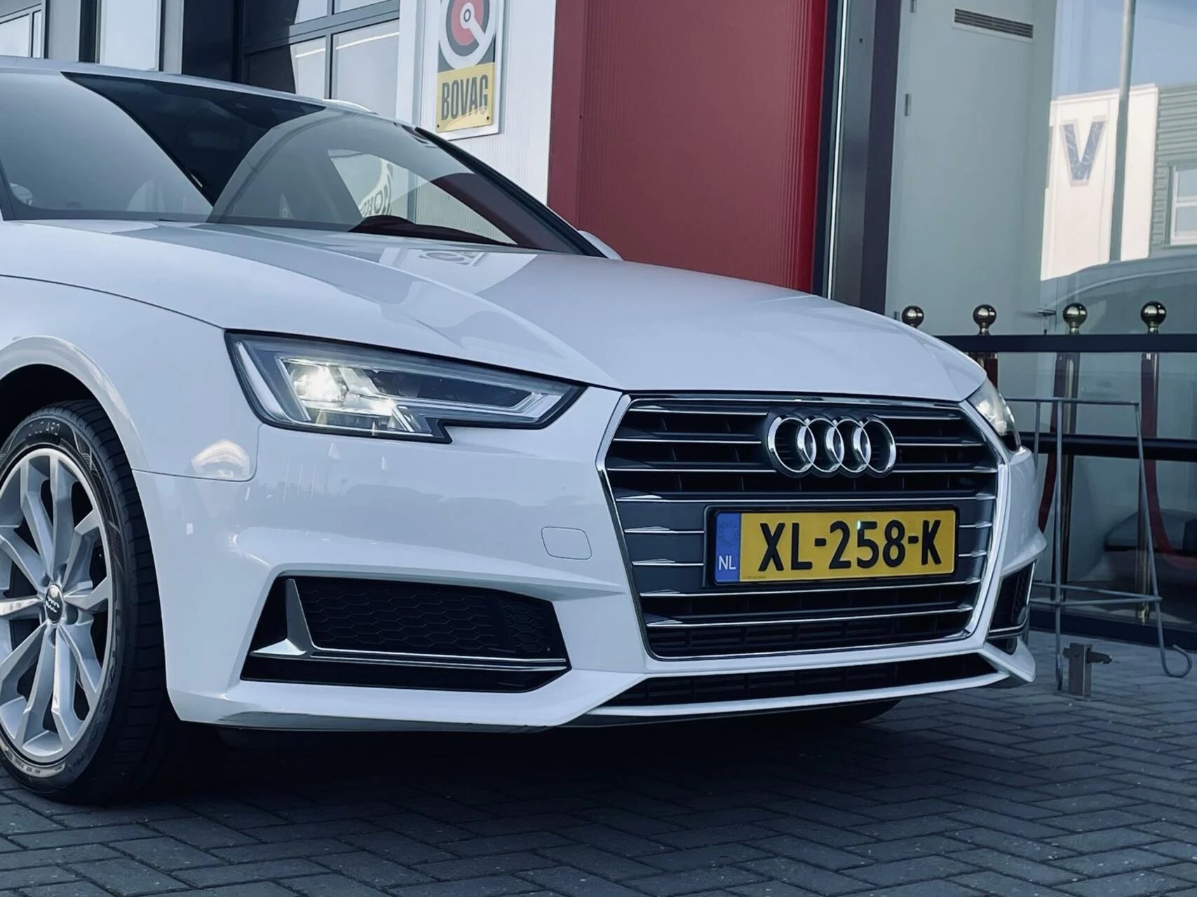 Hoofdafbeelding Audi A4