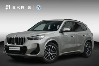 BMW X1 xDrive23i M Sport | Trekhaak / Harman Kardon / Head-up / 360 Graden Camera's / Driving Assistant Professional / Elektrisch verstelbare Comfortstoelen met geheugen & Massage functie