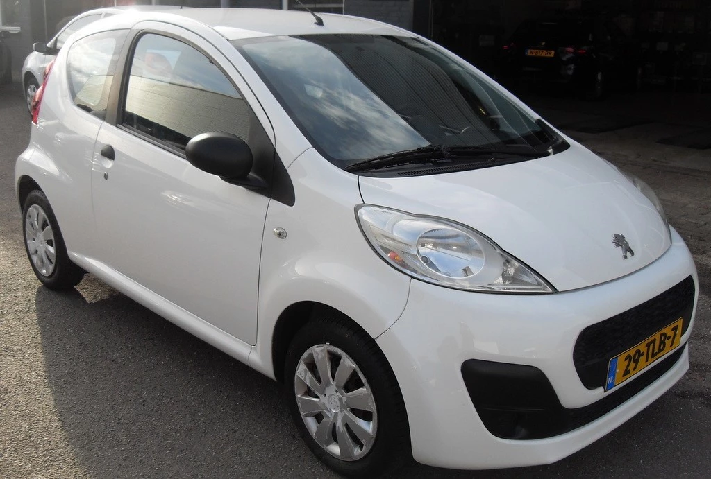 Hoofdafbeelding Peugeot 107