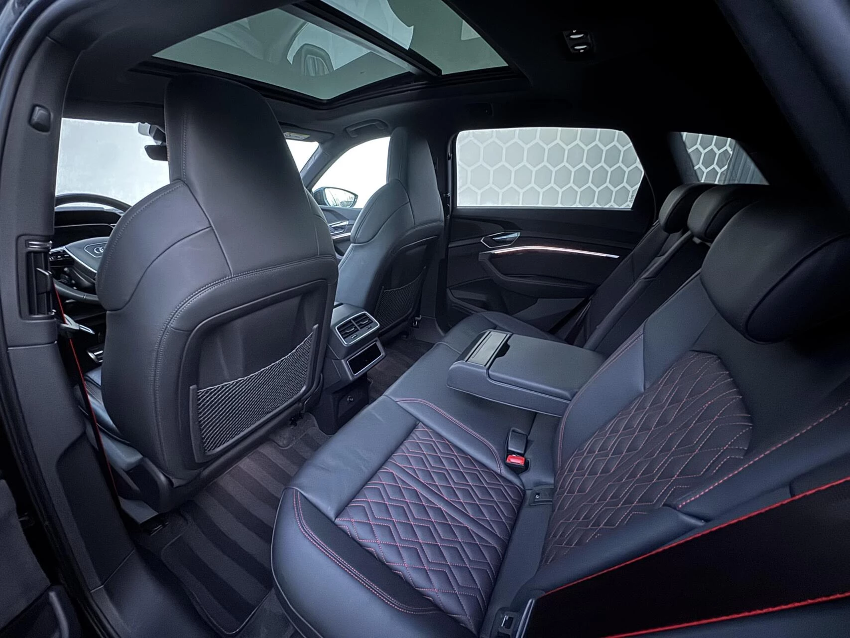 Hoofdafbeelding Audi Q8 e-tron