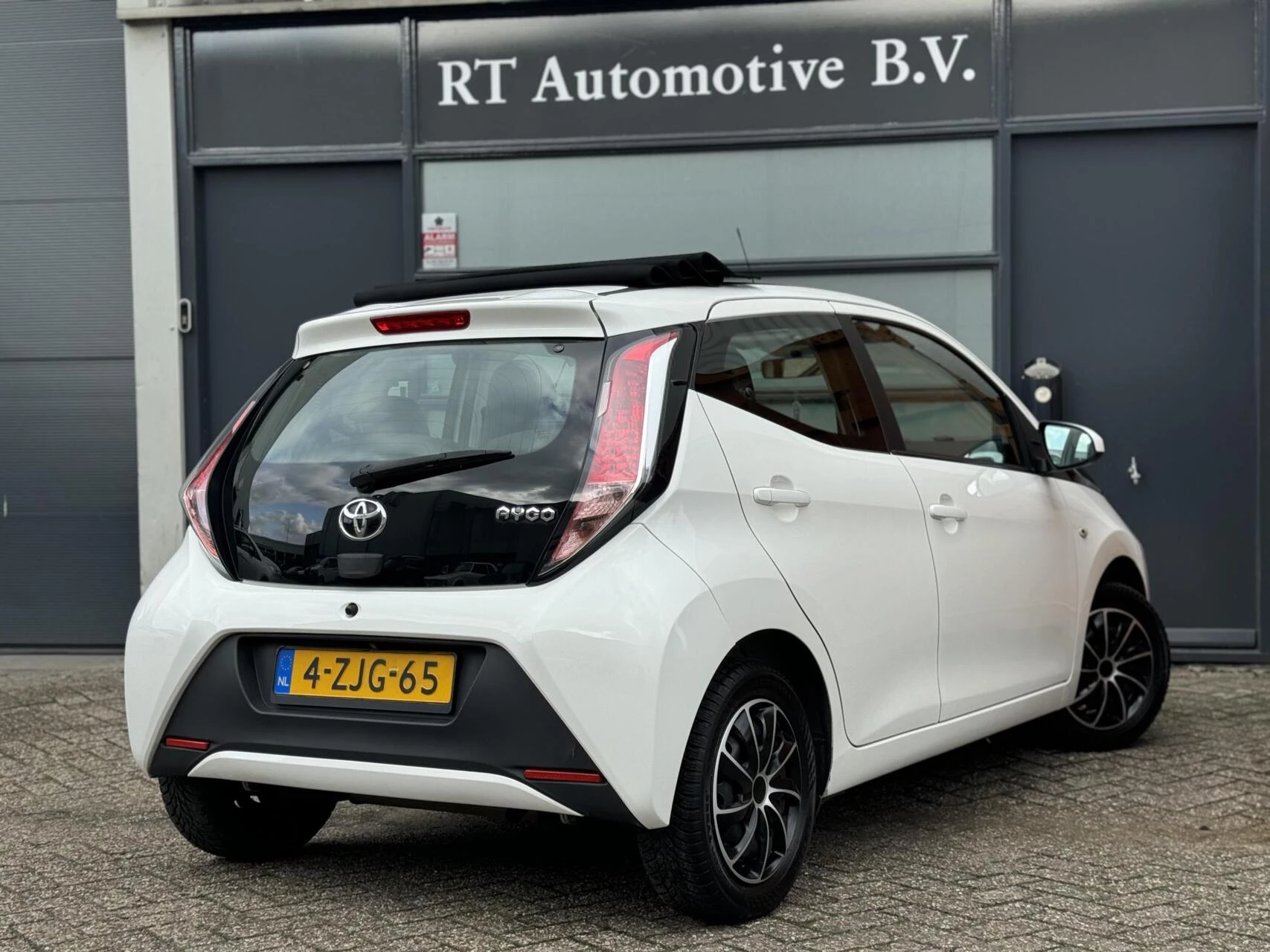 Hoofdafbeelding Toyota Aygo