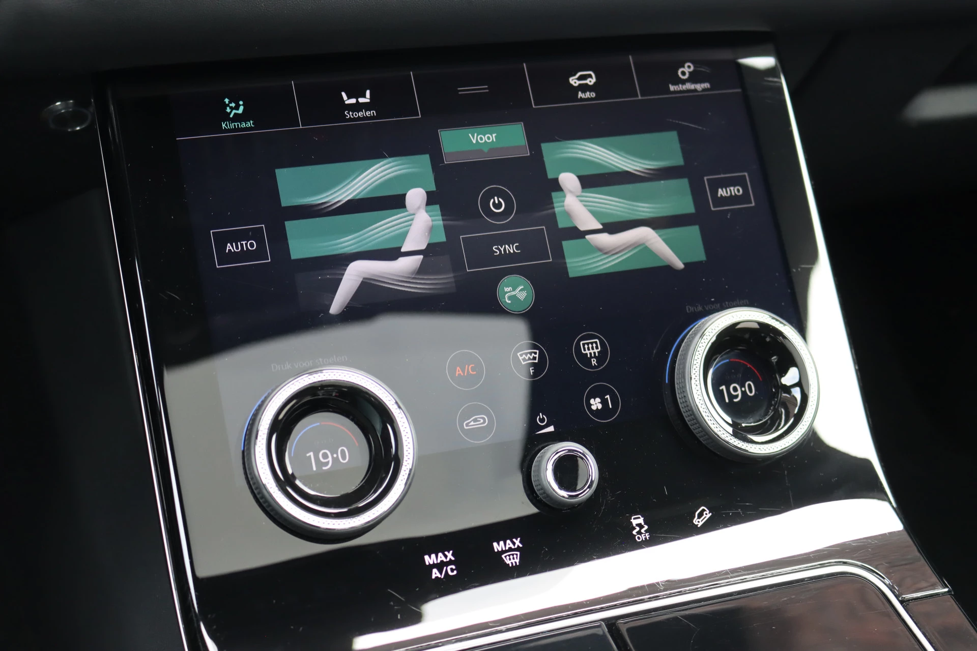 Hoofdafbeelding Land Rover Range Rover Velar