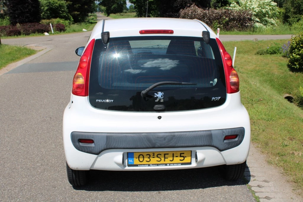 Hoofdafbeelding Peugeot 107