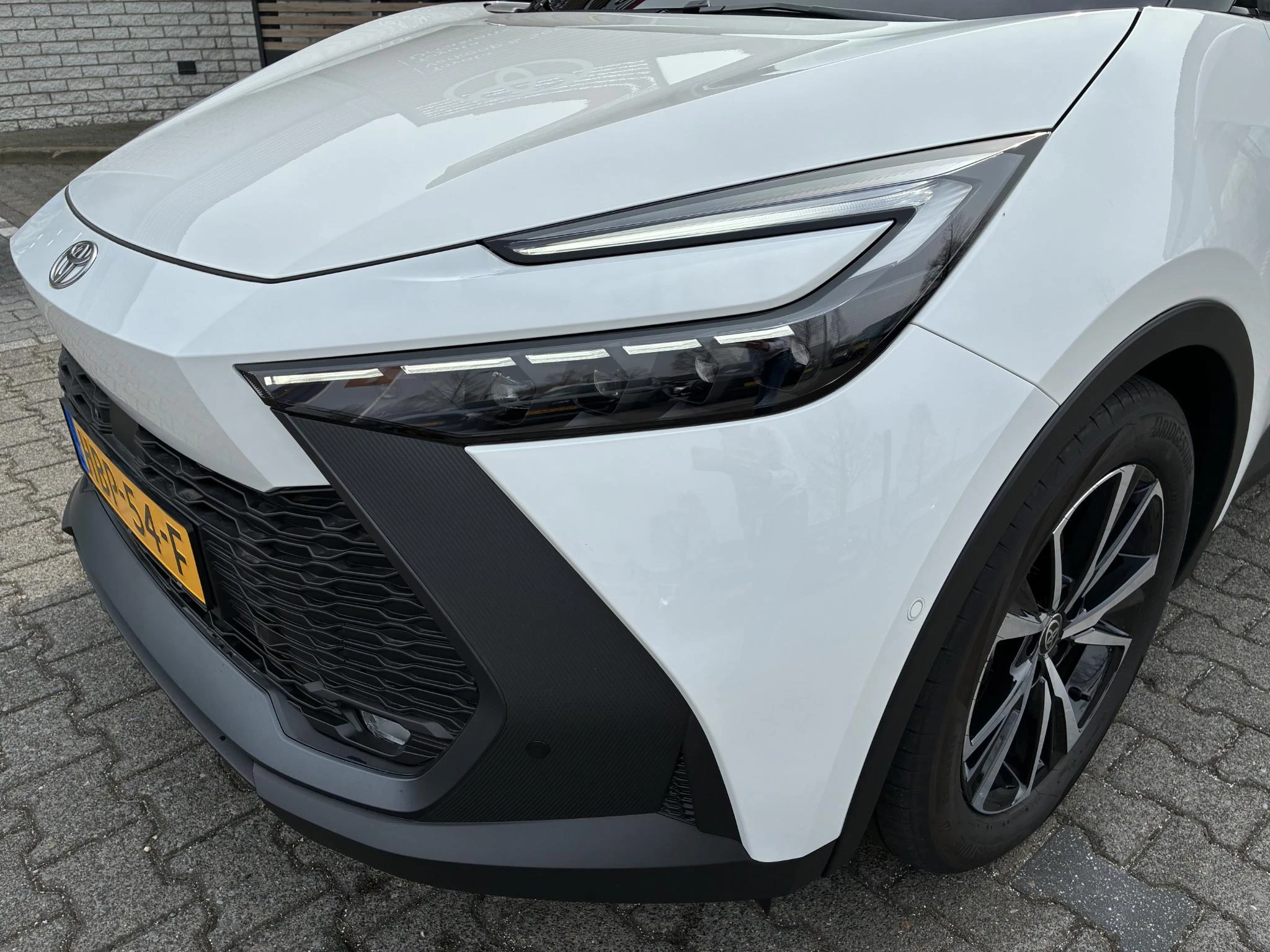 Hoofdafbeelding Toyota C-HR