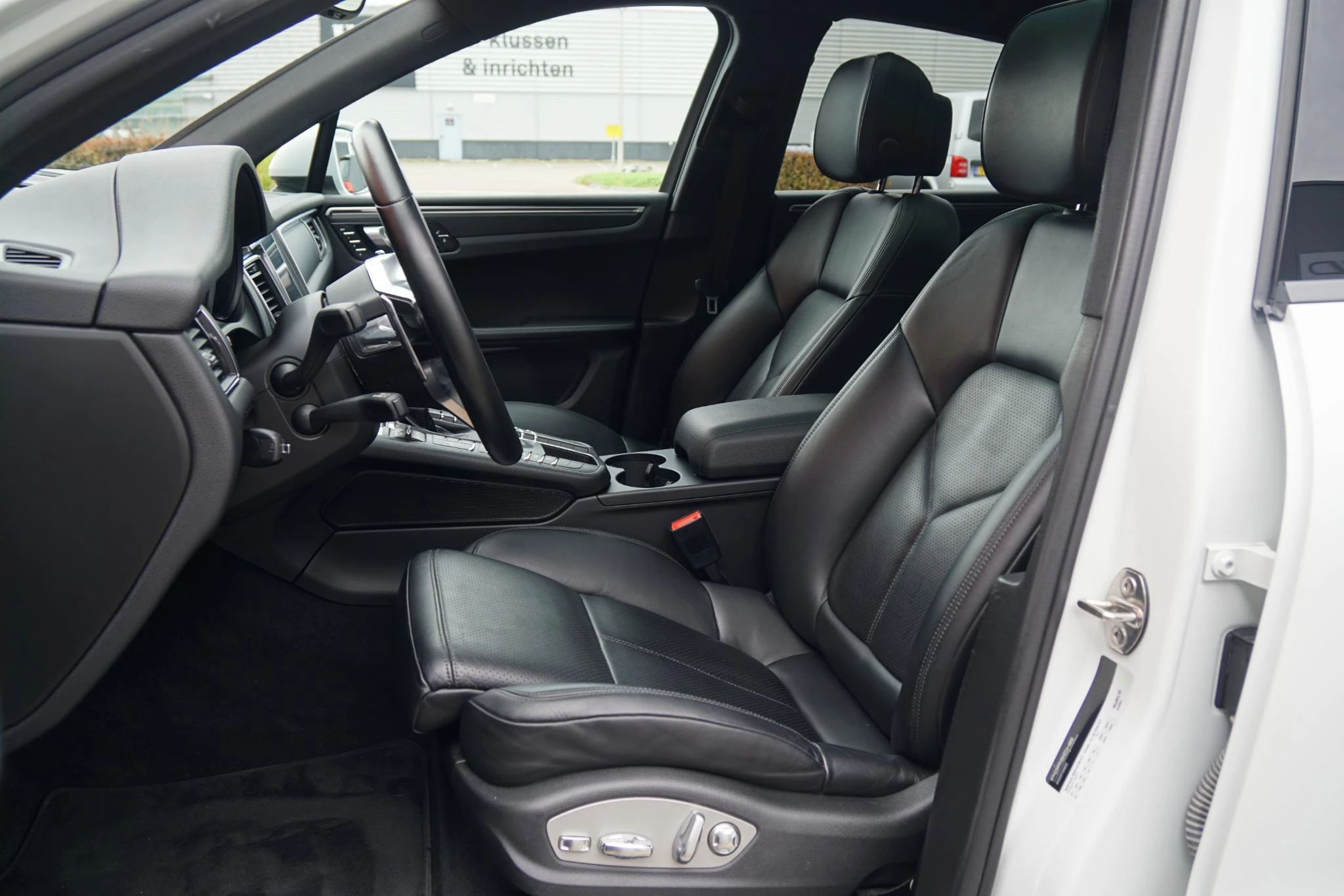 Hoofdafbeelding Porsche Macan