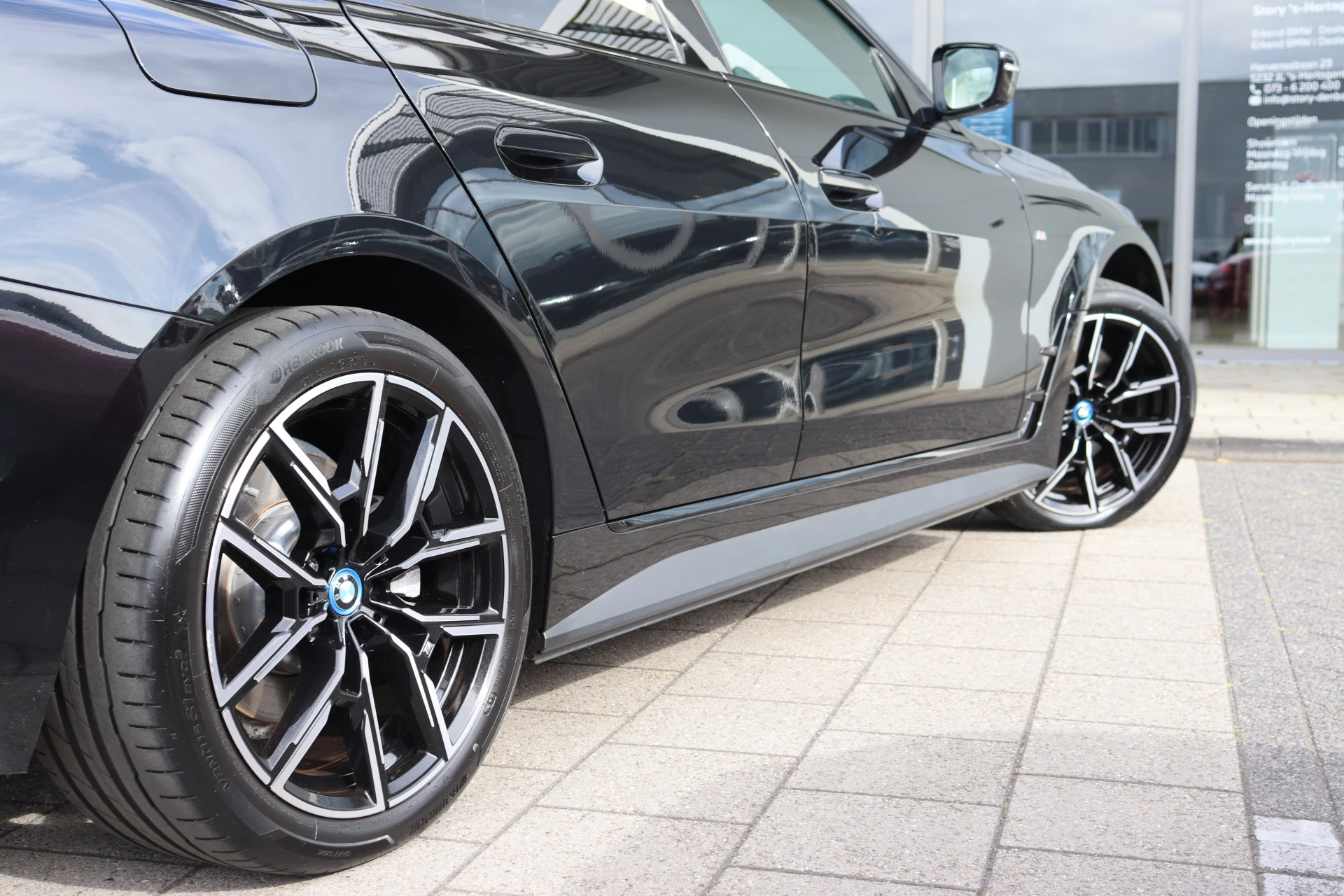 Hoofdafbeelding BMW i4