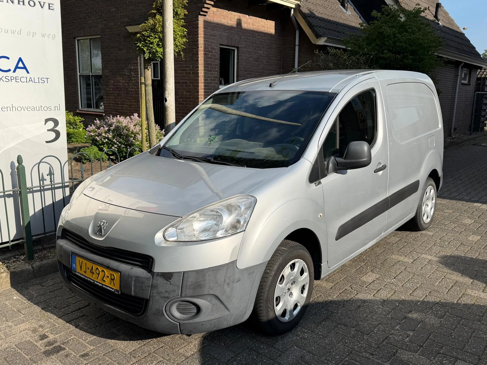 Hoofdafbeelding Peugeot Partner