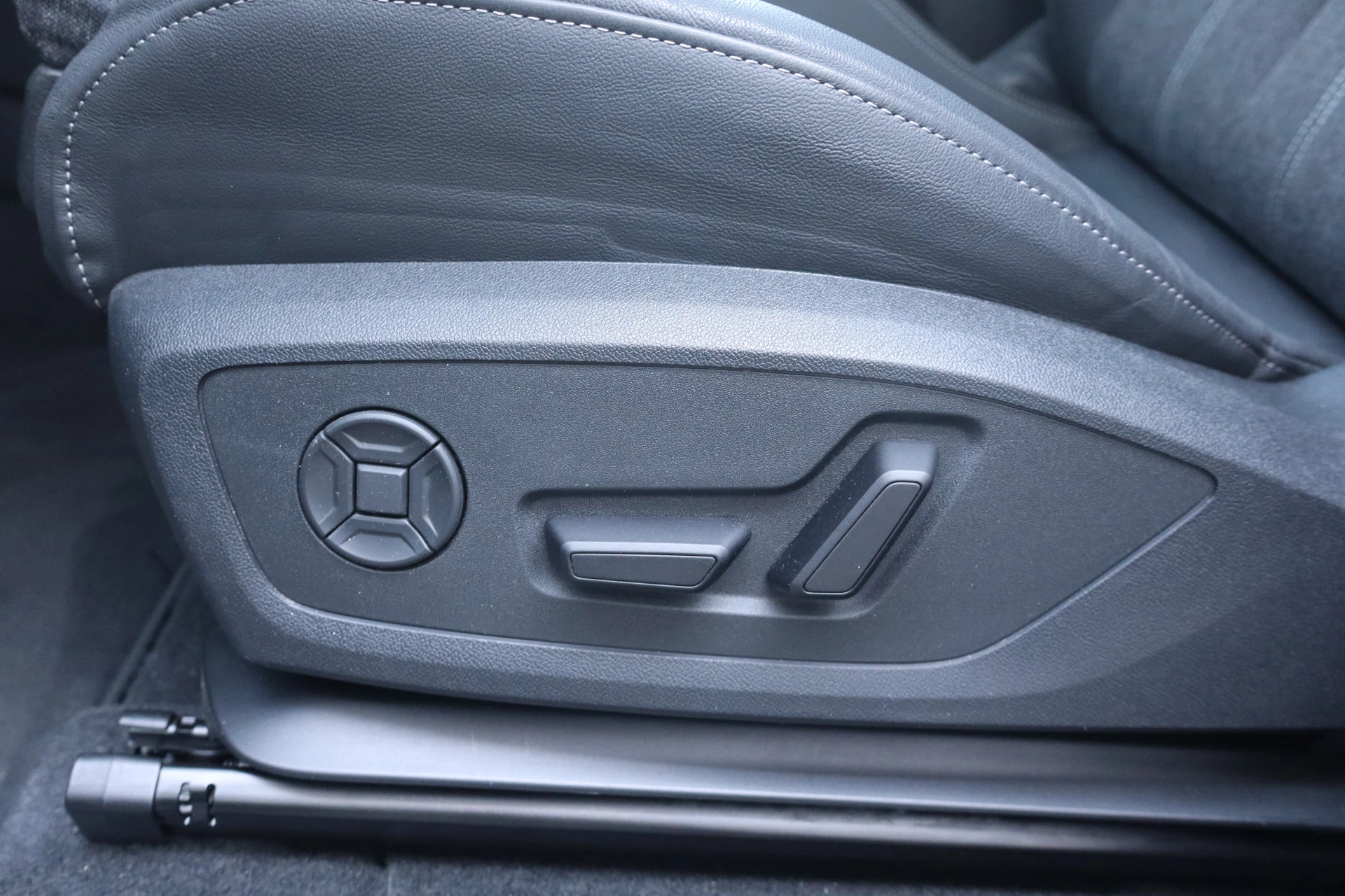 Hoofdafbeelding Audi Q6 e-tron