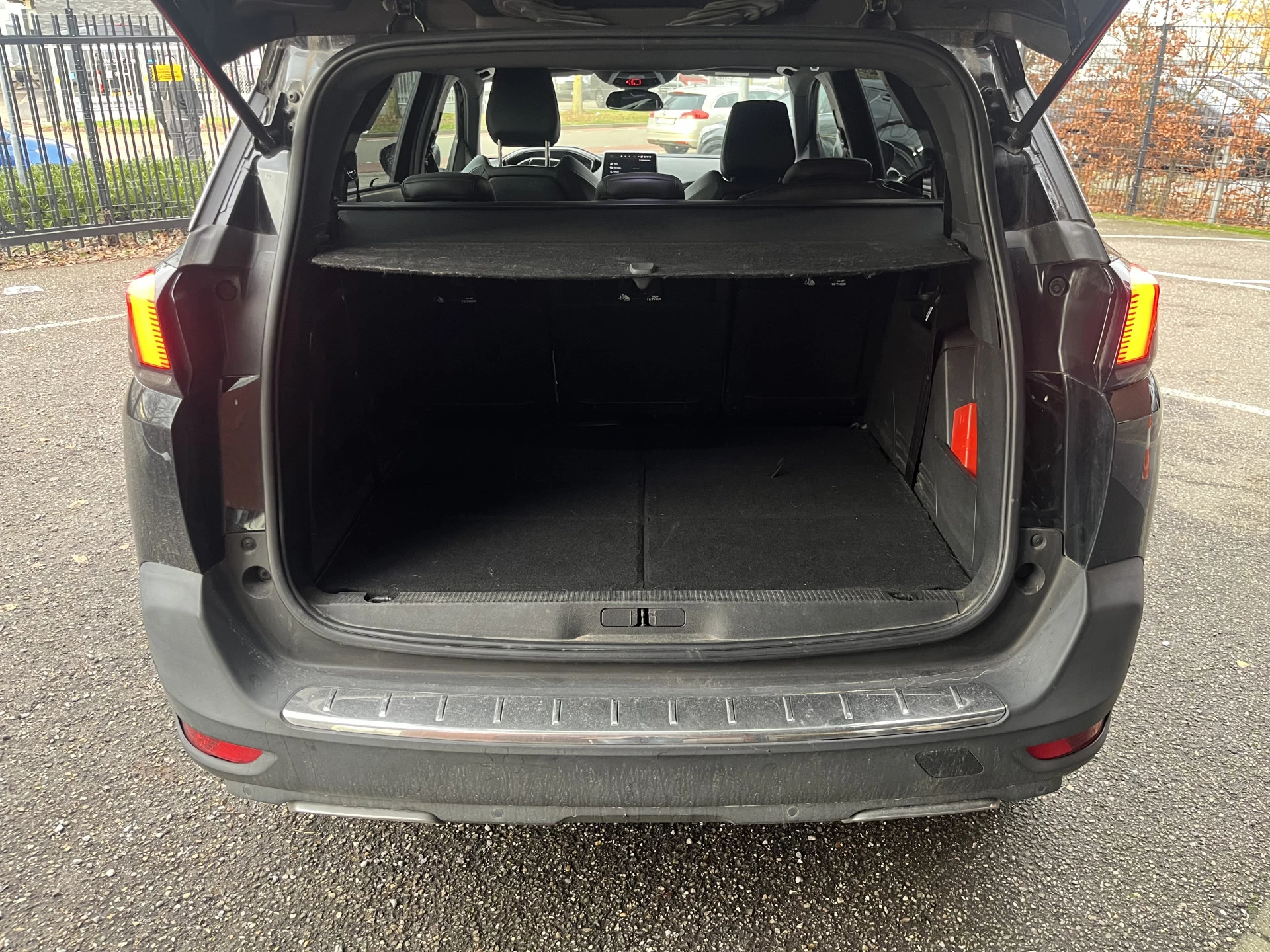 Hoofdafbeelding Peugeot 5008