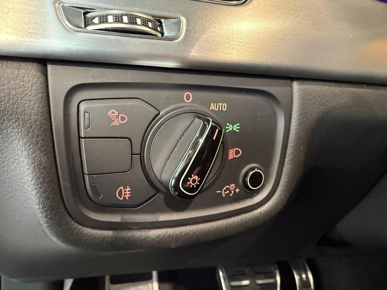 Hoofdafbeelding Audi A8