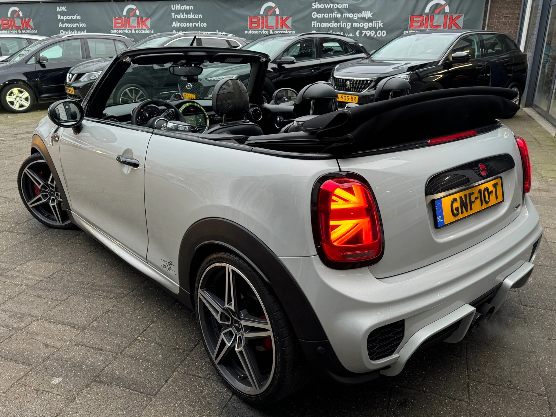 Hoofdafbeelding MINI Cooper Cabrio