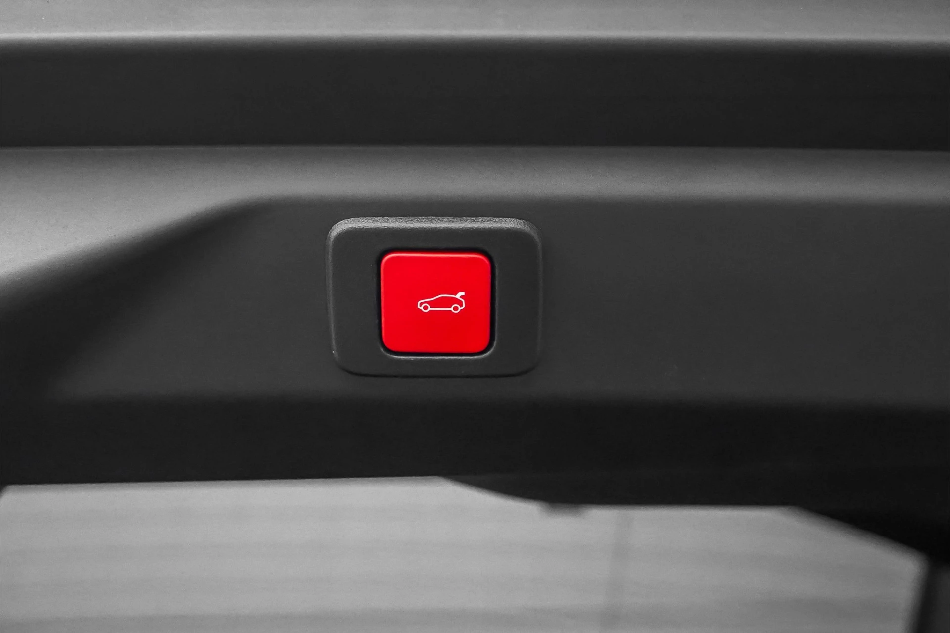 Hoofdafbeelding Peugeot e-3008