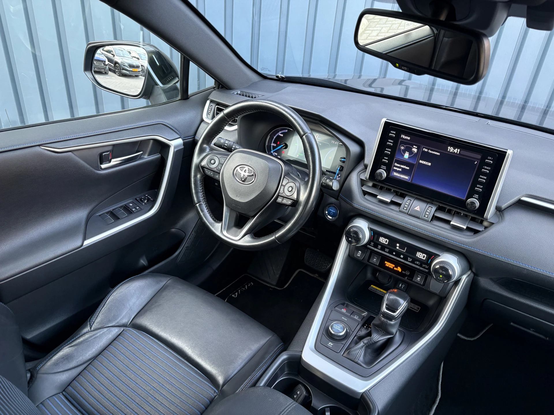 Hoofdafbeelding Toyota RAV4