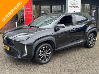 Toyota Yaris Cross 1.5 Hybrid Dynamic BLIND-SPOT KEYLESS SENSOREN STOEL/STUURVERWARMING APPLE/ANDROID CAMERA