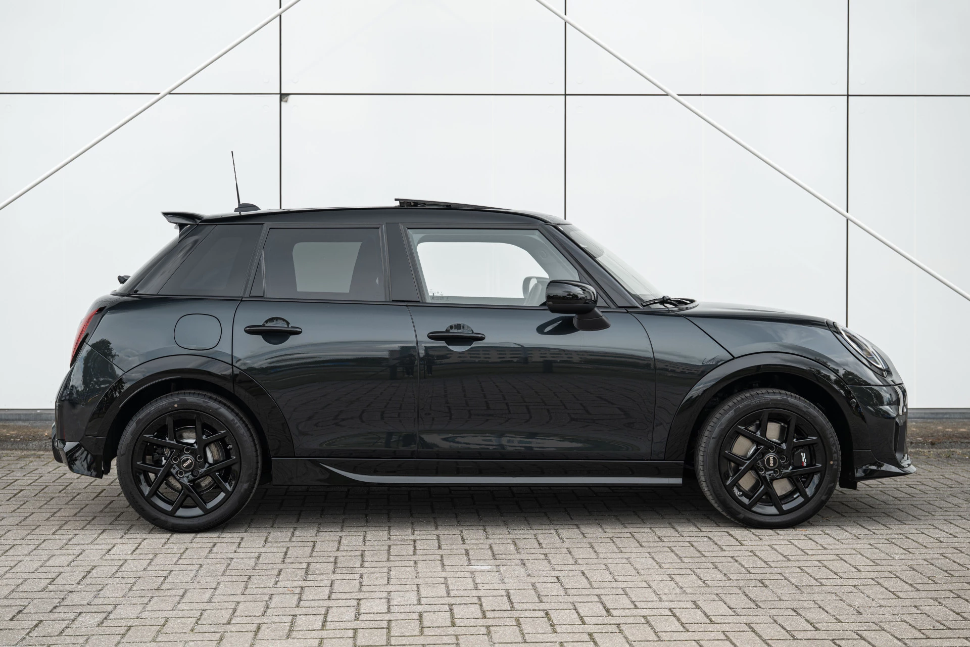 Hoofdafbeelding MINI 5-deurs