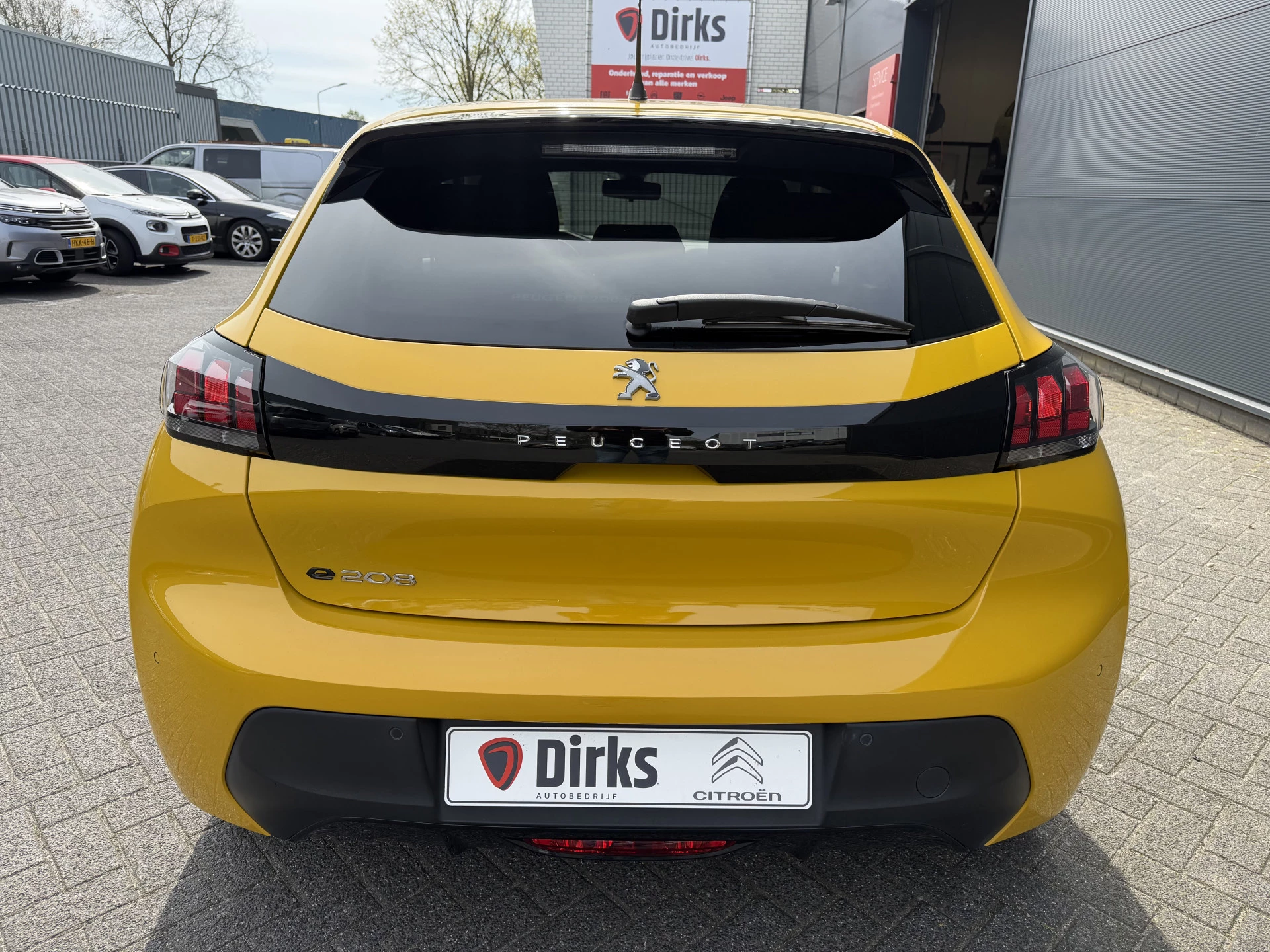 Hoofdafbeelding Peugeot e-208