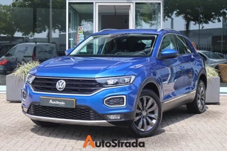 Hoofdafbeelding Volkswagen T-Roc Volkswagen T-Roc 1.5 Sport TSI 150pk | Virtual | LED | Camera | Beats | Climate | Adaptive | Carplay | Navi