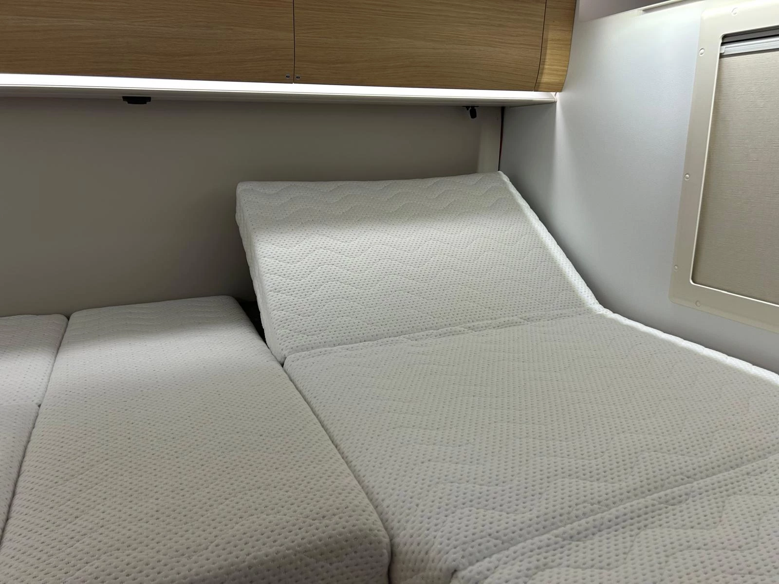 Hoofdafbeelding Adria MATRIX 670SL