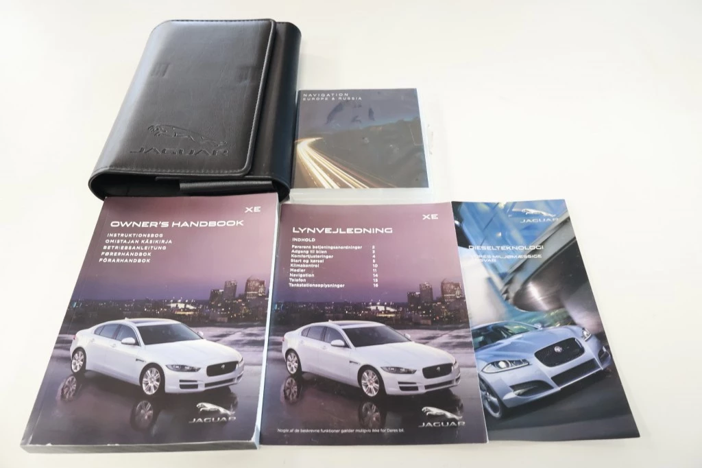 Hoofdafbeelding Jaguar XE