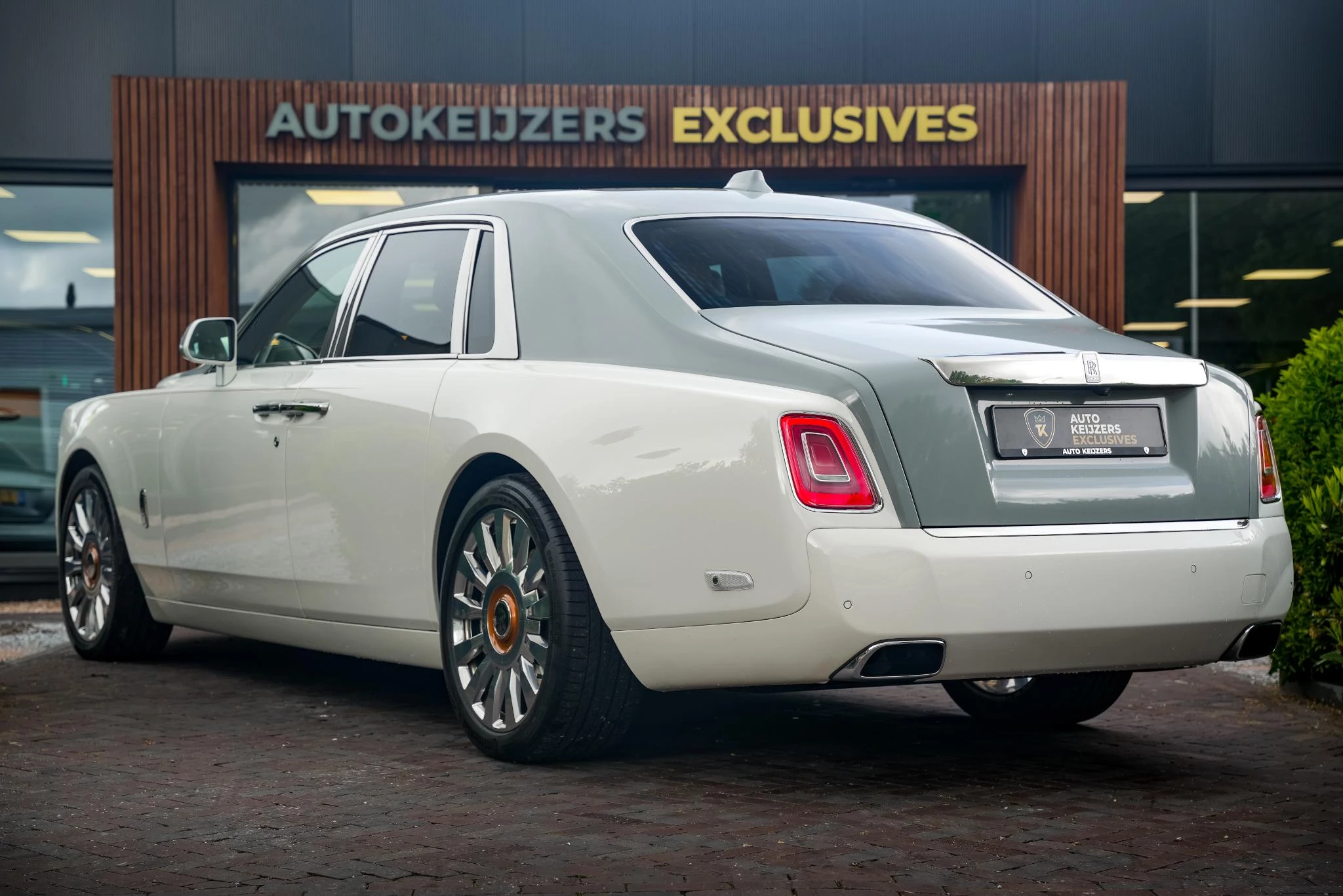 Hoofdafbeelding Rolls-Royce Phantom