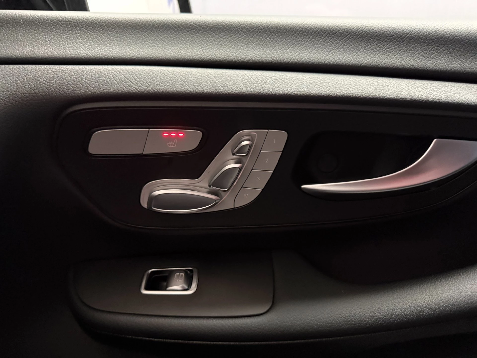 Hoofdafbeelding Mercedes-Benz EQV