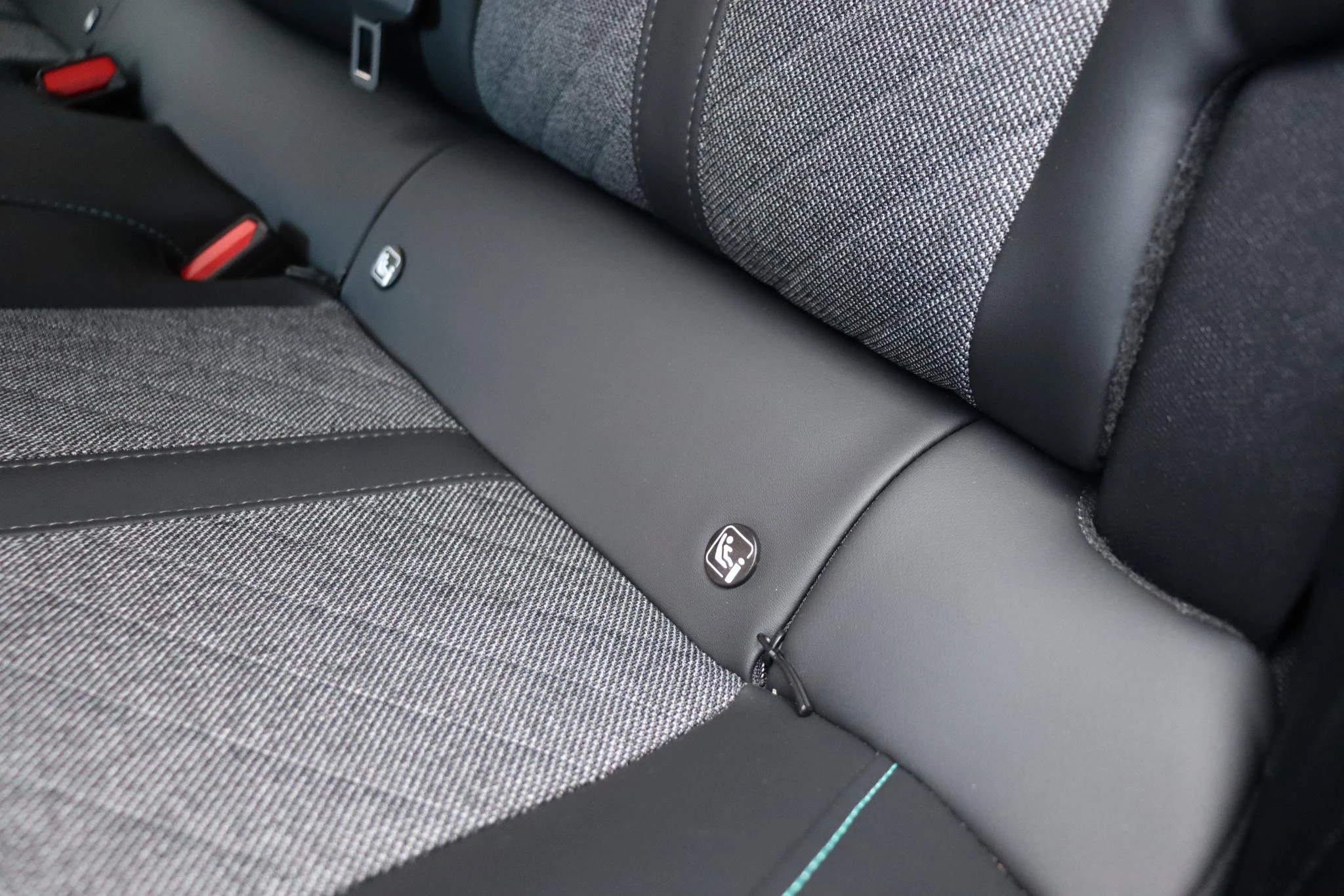 Hoofdafbeelding Peugeot 408