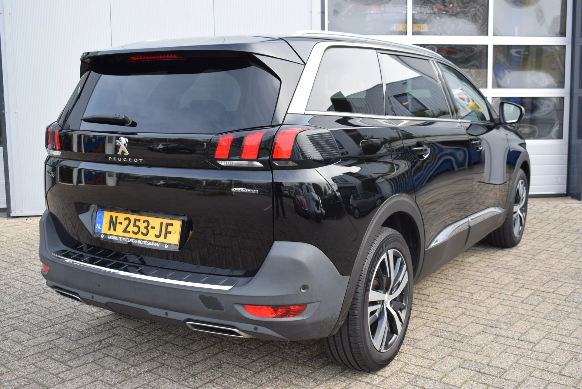Hoofdafbeelding Peugeot 5008