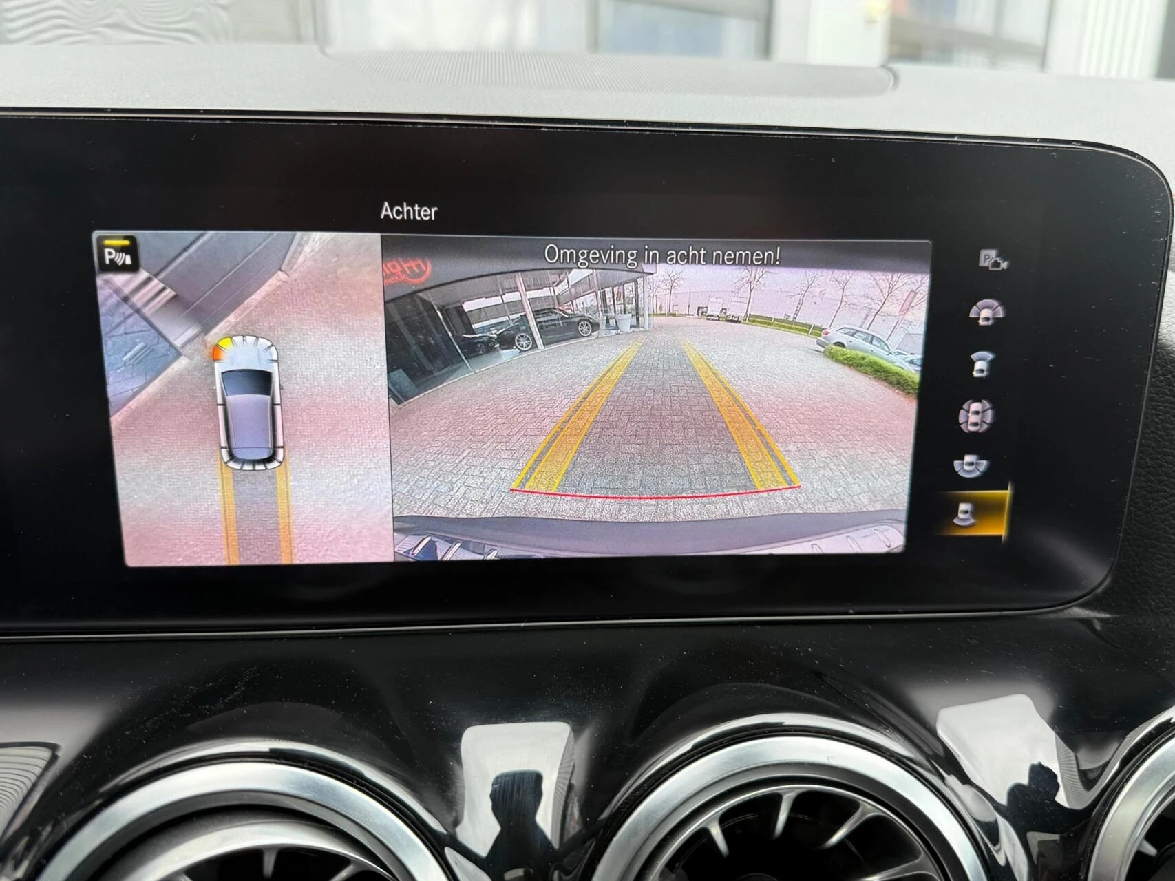 Hoofdafbeelding Mercedes-Benz EQA