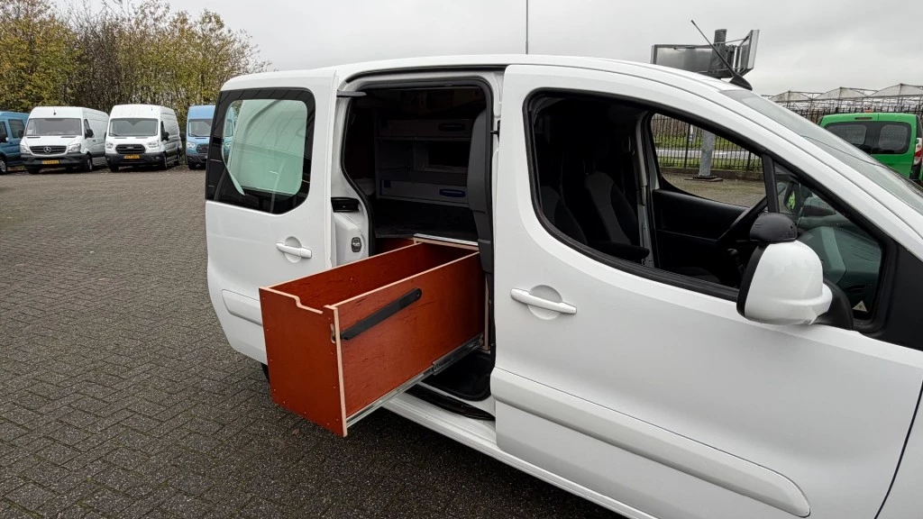 Hoofdafbeelding Peugeot Partner