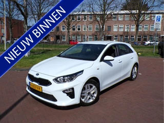 Hoofdafbeelding Kia Ceed Kia Ceed 1.4 T-GDi DynamicPlusLine 141 PK,,, stuurverwarming nw banden