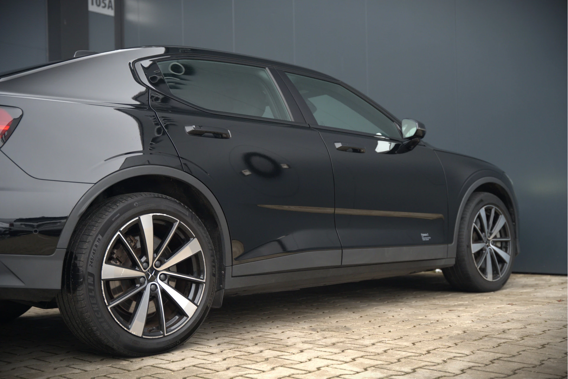 Hoofdafbeelding Polestar 2