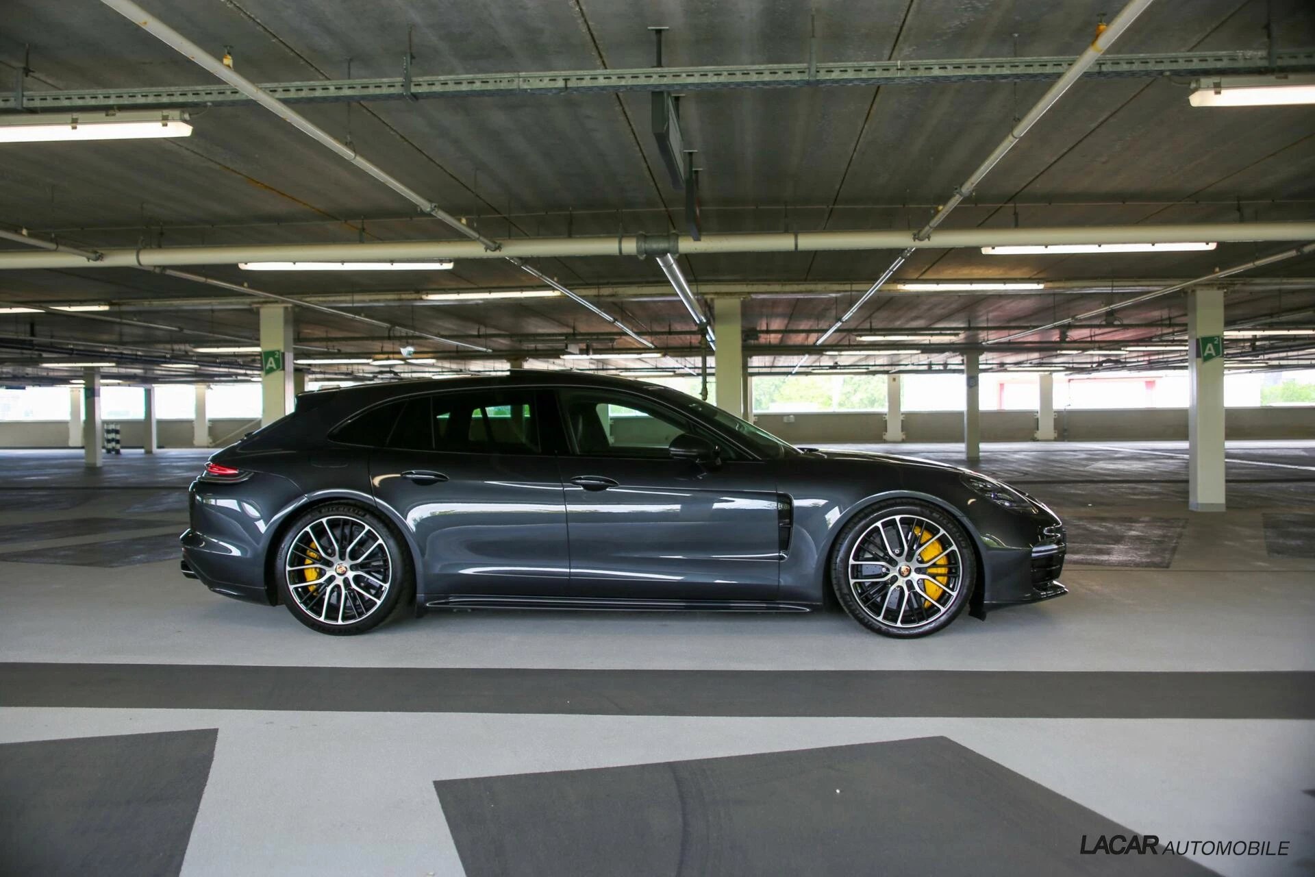 Hoofdafbeelding Porsche Panamera