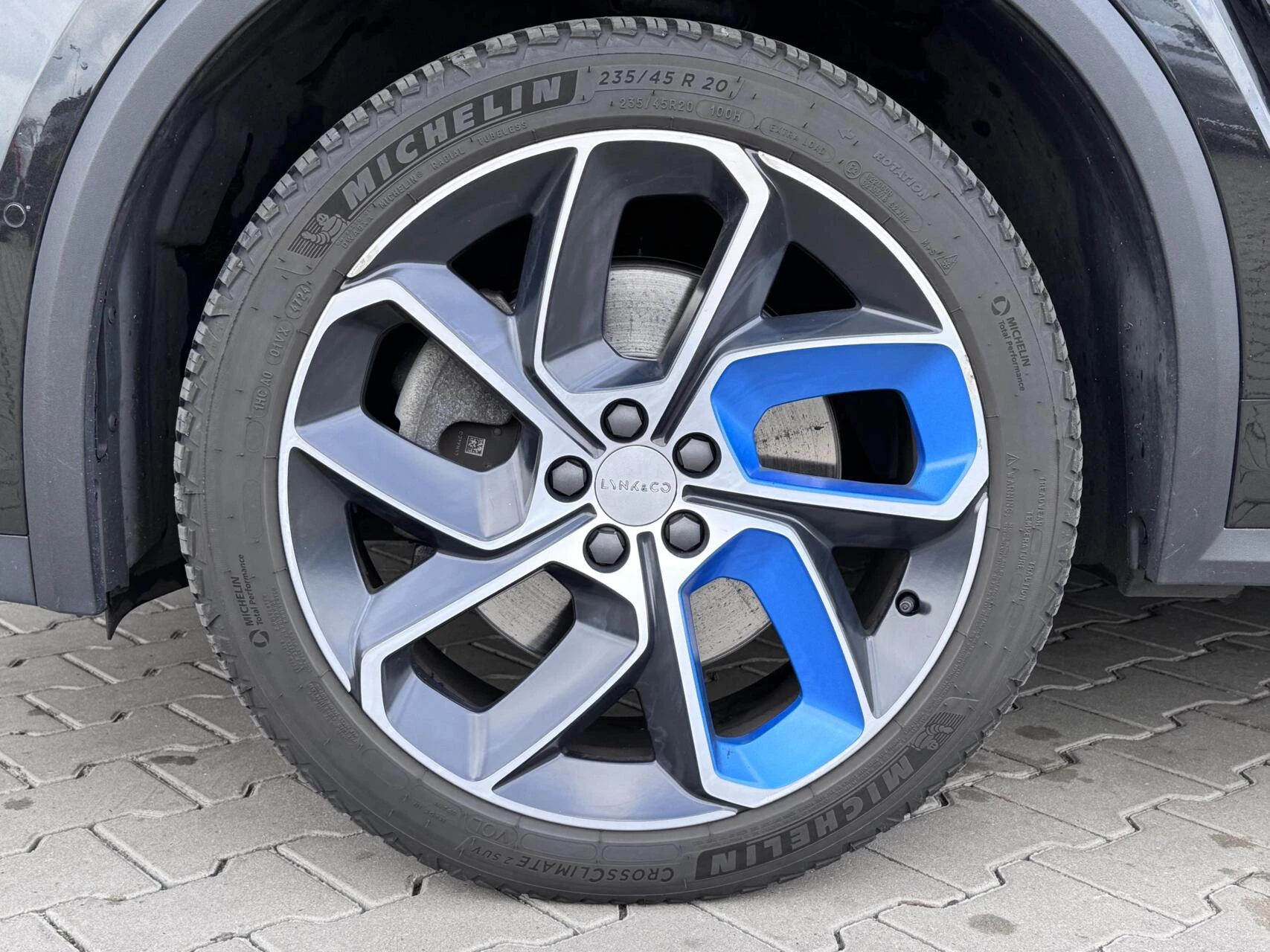 Hoofdafbeelding Lynk & Co 01