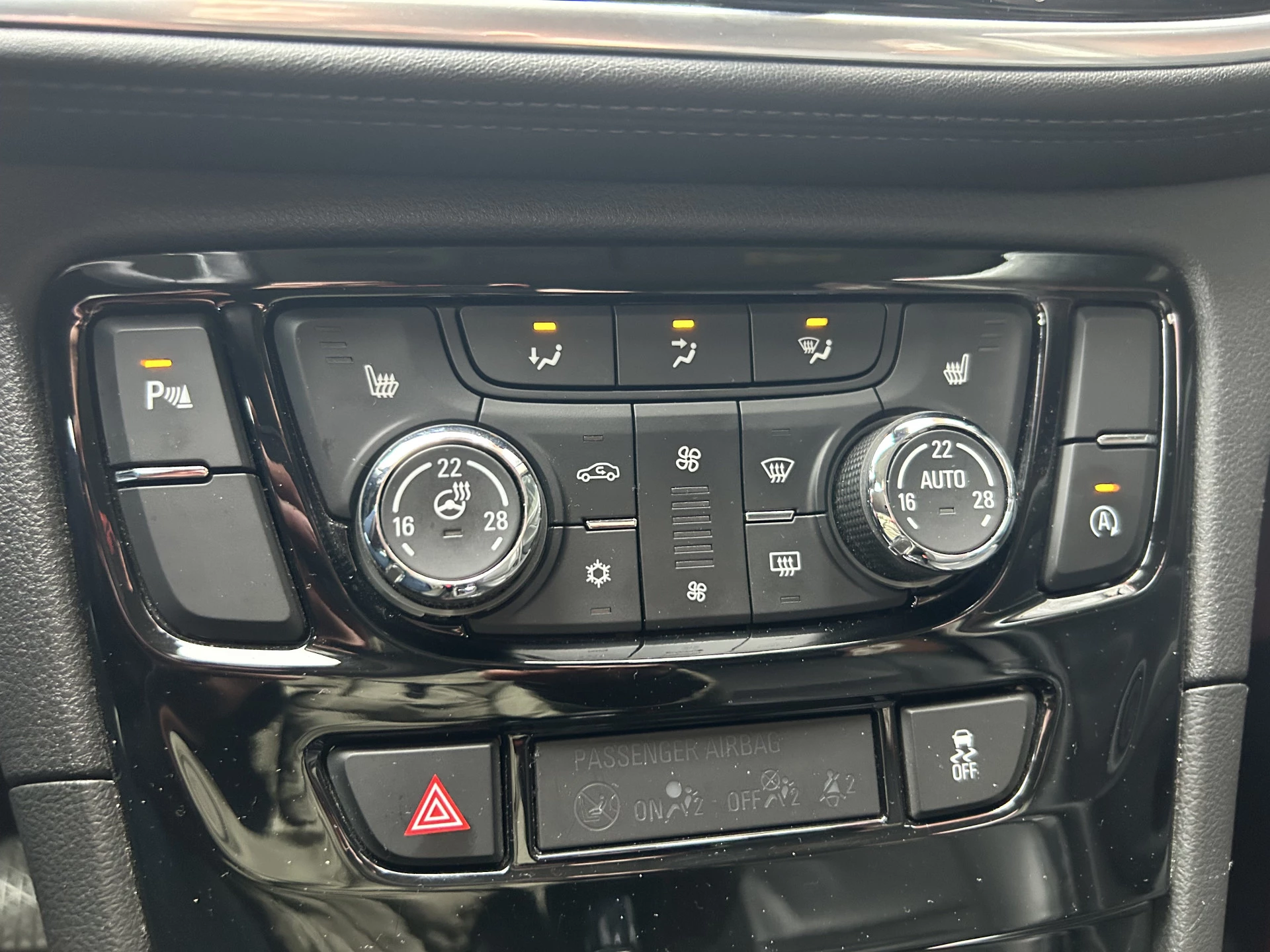 Hoofdafbeelding Opel Mokka X